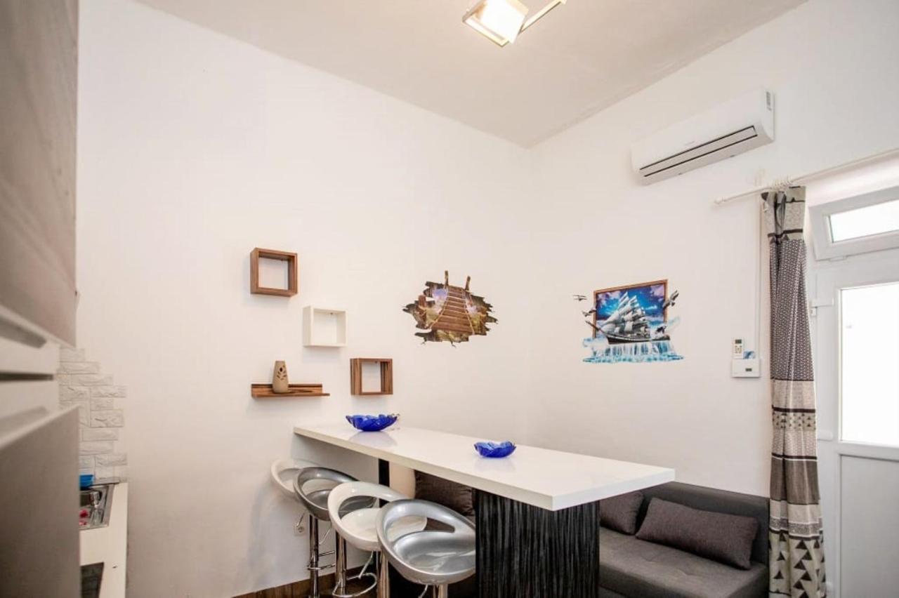 Apartments Punta 2 Omiš Dış mekan fotoğraf