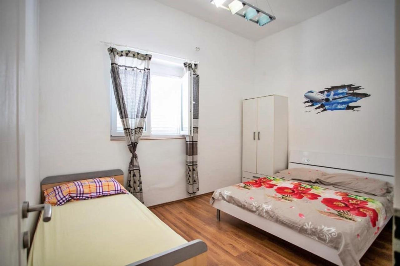 Apartments Punta 2 Omiš Dış mekan fotoğraf