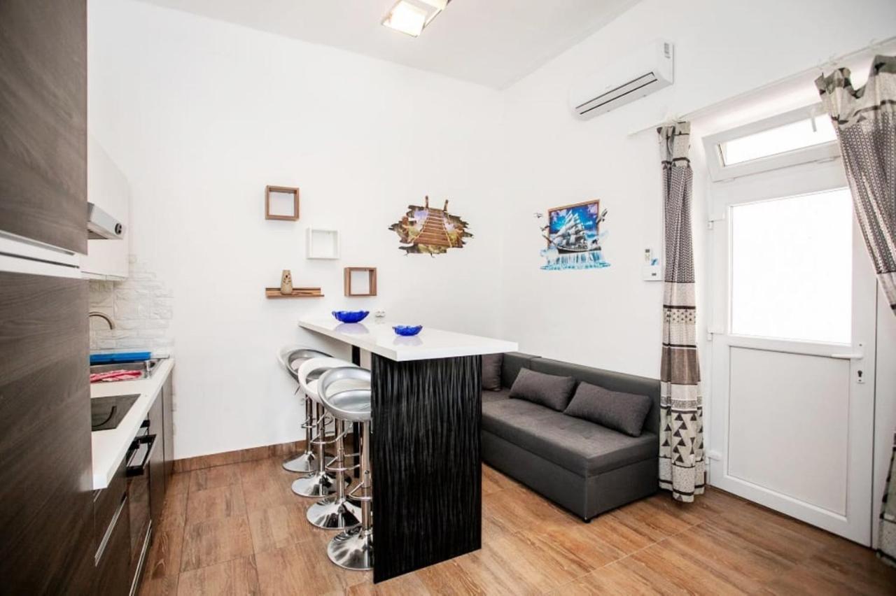 Apartments Punta 2 Omiš Dış mekan fotoğraf