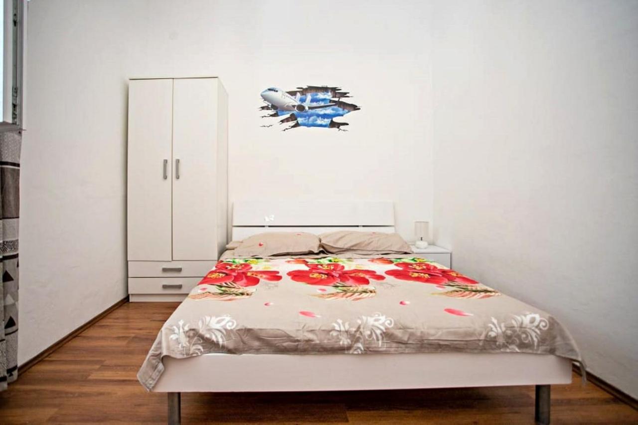 Apartments Punta 2 Omiš Dış mekan fotoğraf